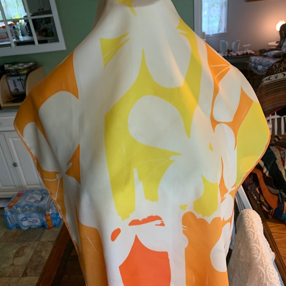 Pretty Silk Scarf 26x26